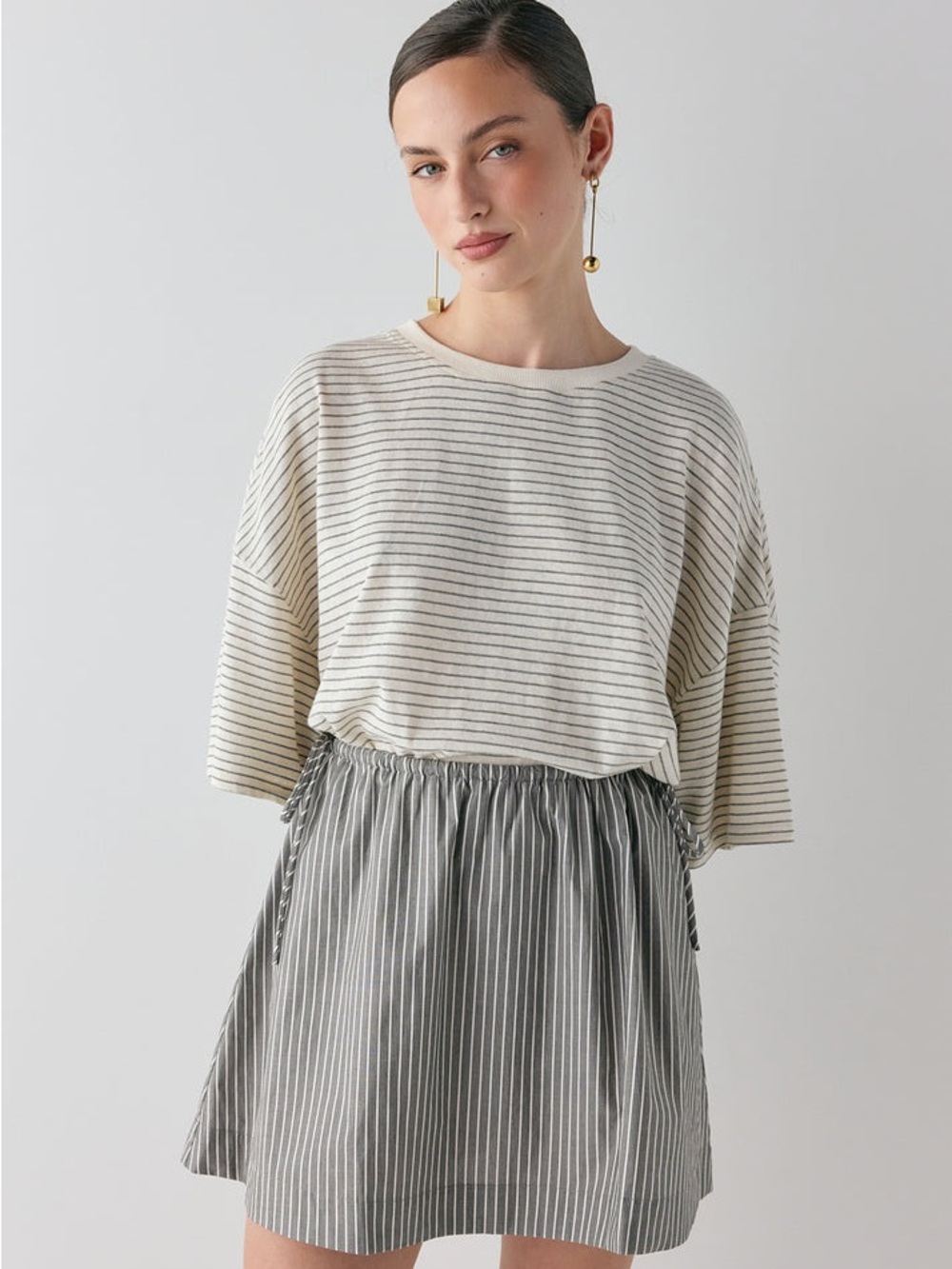 VRG GRL NWT Hope Mini Skirt in Charcoal Stripe size 6